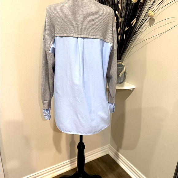 Moodie women Sweater size XS fits like a medium-Large - Picture 5 of 11